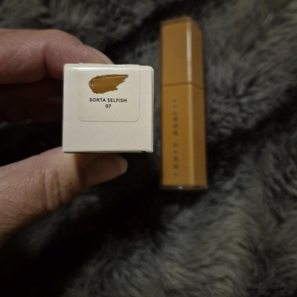 FENTY BEAUTY GLOSS BALM STIX SORTA SELFISH - Picture 2 of 4